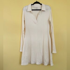 NWT V NECK AE DRESS CREAM